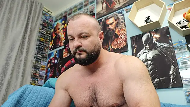 Snapshot of Muscle_Bear chatting on 14, 10, 2025 Muscle Bear online show from 14, 10, 2025