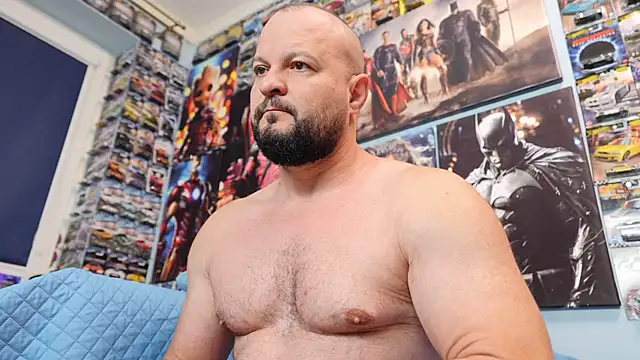 Snapshot of Muscle_Bear chatting on 20, 6, 2026 Muscle Bear online show from 20, 6, 2026