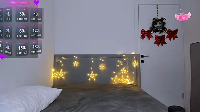 Snapshot of May_XX chatting on 24, 12, 2024 May XX online show from 24, 12, 2024