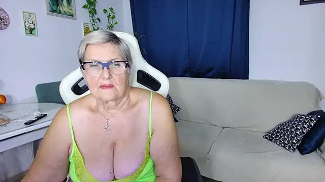 Selenna57 online show from 15, 1, 2026