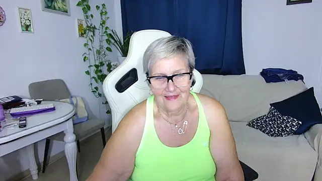 Selenna57 online show from 15, 2, 2026