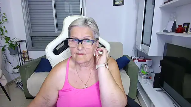 Selenna57 online show from 12, 5, 2026