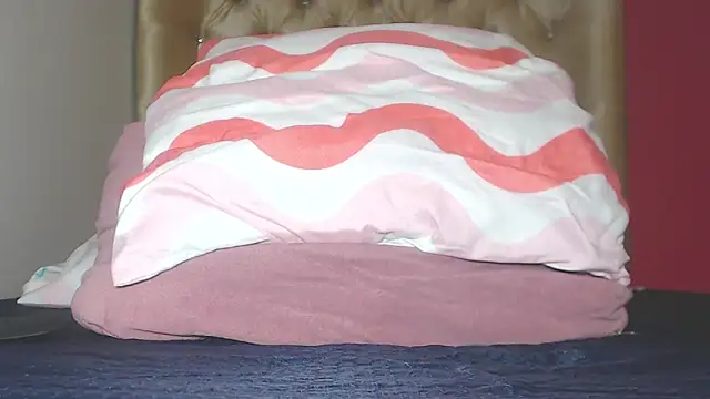 Amber Moore online show from 13, 2, 2025