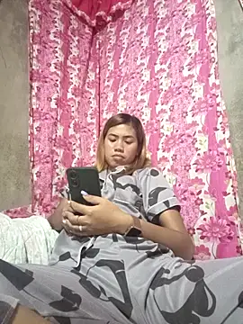 Snapshot of Cutie_body11 chatting on 21, 2, 2025 Cutie body11 online show from 21, 2, 2025