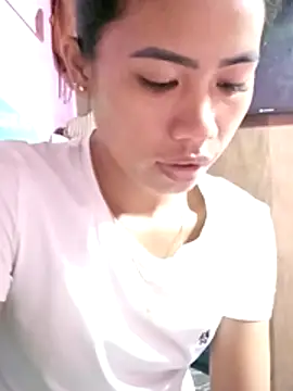 Snapshot of Cutie_body11 chatting on 17, 11, 2025 Cutie body11 online show from 17, 11, 2025