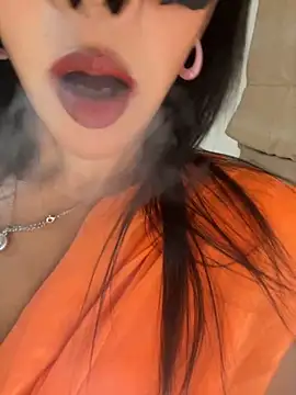 Snapshot of naughtyjaanu chatting on 4, 11, 2025 naughtyjaanu online show from 4, 11, 2025