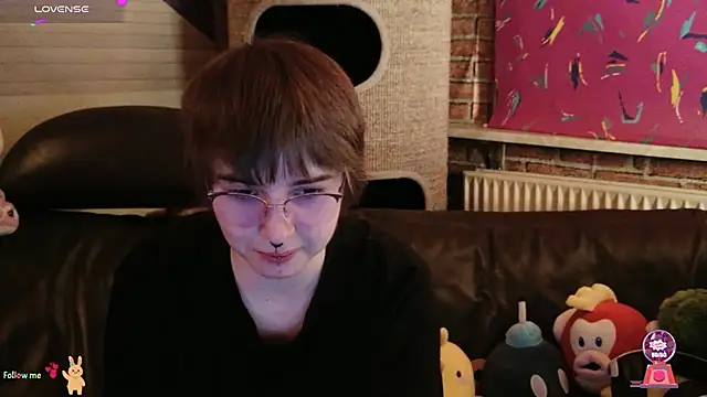 Snapshot of GamerGirl_Eve chatting on 9, 11, 2025 GamerGirl Eve online show from 9, 11, 2025