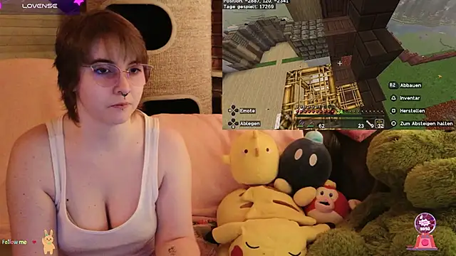 Snapshot of GamerGirl_Eve chatting on 23, 11, 2025 GamerGirl Eve online show from 23, 11, 2025