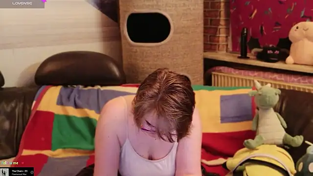 Snapshot of GamerGirl_Eve chatting on 4, 2, 2026 GamerGirl Eve online show from 4, 2, 2026