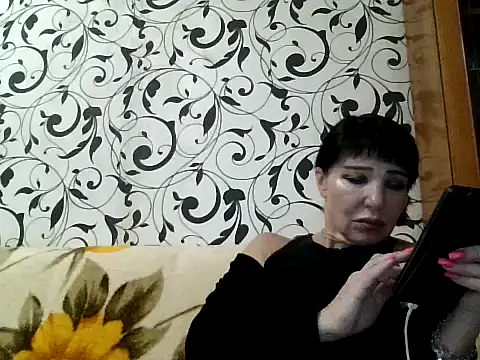 Snapshot of JeaneDavis chatting on 13, 11, 2025 JeaneDavis online show from 13, 11, 2025
