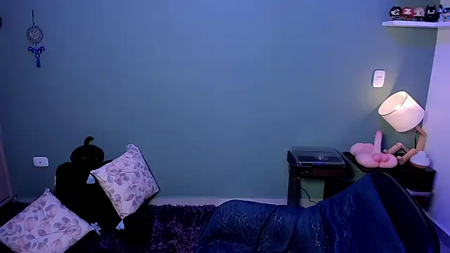 Cassandra Caiin online show from 20, 12, 2024