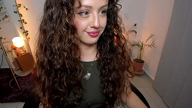 Cassandra Caiin online show from 25, 6, 2026