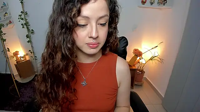 Cassandra Caiin online show from 15, 7, 2026