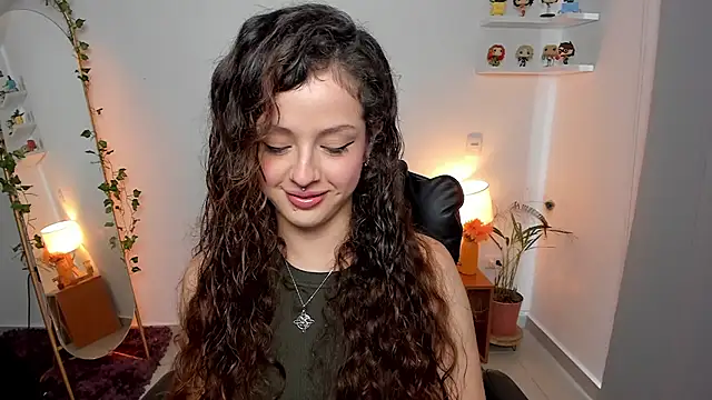 Cassandra Caiin online show from 21, 7, 2026