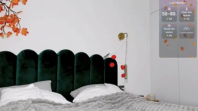 BondGirll online show from 9, 11, 2025