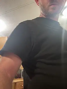 Snapshot of smokeymt420 chatting on 27, 11, 2025 smokeymt420 online show from 27, 11, 2025