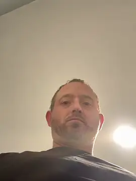 smokeymt420 online show from 17, 4, 2026