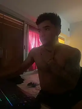 Snapshot of srmisterio09 chatting on 11, 3, 2025 srmisterio09 online show from 11, 3, 2025