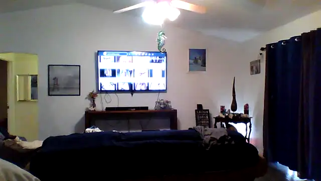 Snapshot of Yankeedave420 chatting on 2, 1, 2025 Yankeedave420 online show from 2, 1, 2025