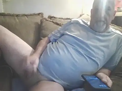 Snapshot of Yankeedave420 chatting on 1, 12, 2025 Yankeedave420 online show from 1, 12, 2025