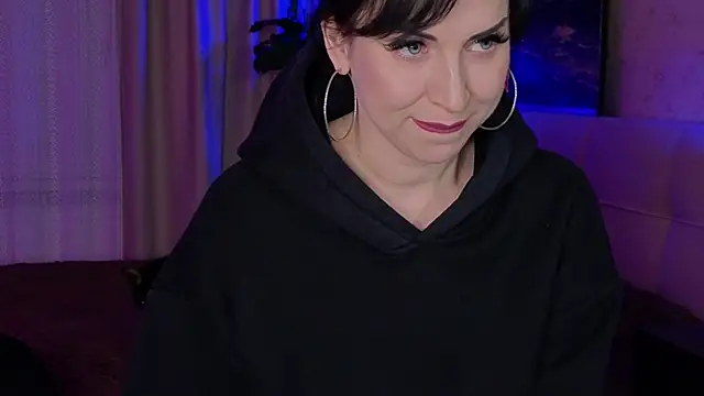 Snapshot of lily_conor chatting on 10, 11, 2025 lily conor online show from 10, 11, 2025