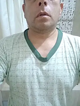 Snapshot of chicoguapo8 chatting on 22, 6, 2026 chicoguapo8 online show from 22, 6, 2026