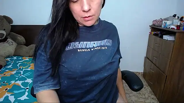 Snapshot of alexa_milsf chatting on 3, 12, 2025 alexa milsf online show from 3, 12, 2025