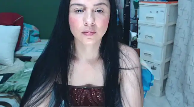 Estefani 32 online show from 15, 1, 2025