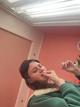 Flossy Vettie online show from 6, 3, 2026