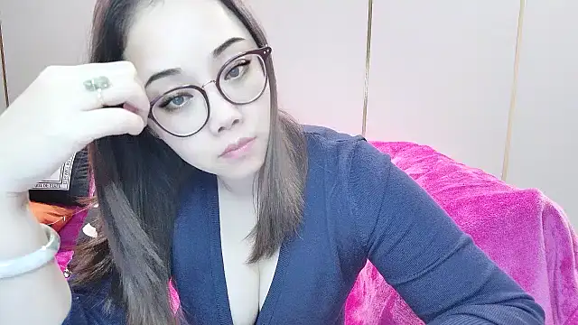 Snapshot of Giuliam chatting on 11, 2, 2025 Giuliam online show from 11, 2, 2025