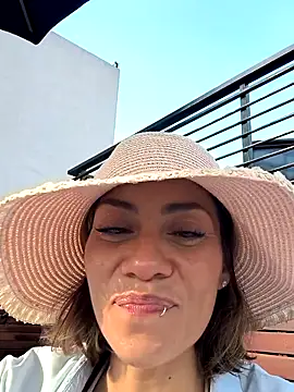 SamyJones9 online show from 6, 3, 2025