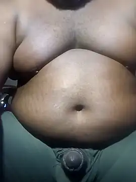 Snapshot of biggreen850 chatting on 8, 3, 2025 biggreen850 online show from 8, 3, 2025