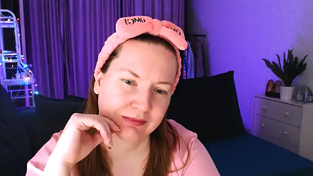 GoddessLara online show from 30, 1, 2025