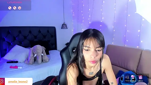 Snapshot of AMELIELEONE chatting on 26, 2, 2025 AMELIELEONE online show from 26, 2, 2025