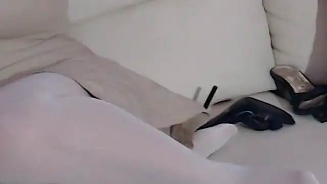 Snapshot of TightAssMom chatting on 9, 3, 2025 TightAssMom online show from 9, 3, 2025