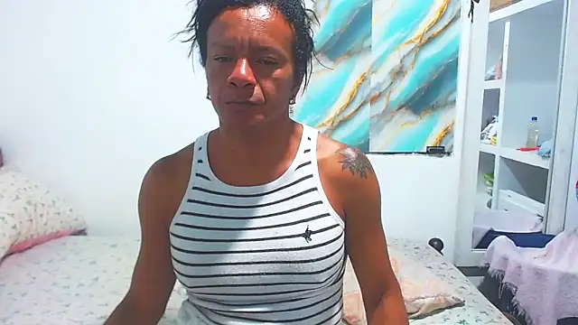 Snapshot of cositarrica_xxx chatting on 21, 5, 2026 cositarrica xxx online show from 21, 5, 2026