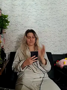 Snapshot of ScarletCallings420 chatting on 16, 4, 2026 ScarletCallings420 online show from 16, 4, 2026