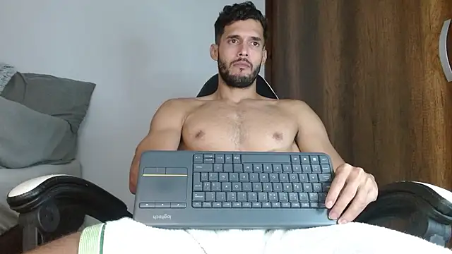 Snapshot of Noah_jhonsonn chatting on 11, 1, 2025 Noah jhonsonn online show from 11, 1, 2025