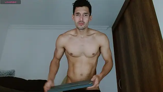 Snapshot of Noah_jhonsonn chatting on 4, 3, 2025 Noah jhonsonn online show from 4, 3, 2025