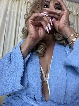 Snapshot of scarlett_sexx69 chatting on 3, 3, 2025 scarlett sexx69 online show from 3, 3, 2025