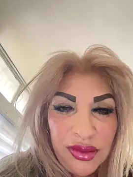 Snapshot of scarlett_sexx69 chatting on 13, 9, 2025 scarlett sexx69 online show from 13, 9, 2025