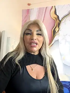 Snapshot of scarlett_sexx69 chatting on 18, 9, 2025 scarlett sexx69 online show from 18, 9, 2025