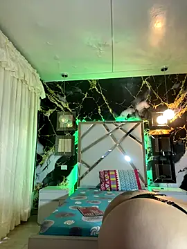 Snapshot of scarlett_sexx69 chatting on 1, 10, 2025 scarlett sexx69 online show from 1, 10, 2025