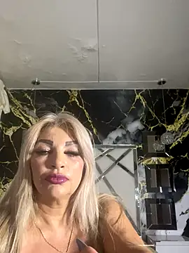 Snapshot of scarlett_sexx69 chatting on 23, 10, 2025 scarlett sexx69 online show from 23, 10, 2025