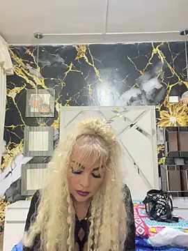 Snapshot of scarlett_sexx69 chatting on 14, 11, 2025 scarlett sexx69 online show from 14, 11, 2025