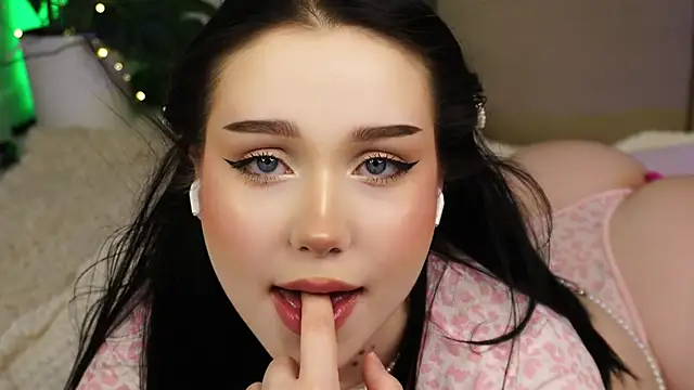 Snapshot of ScarletBlaze chatting on 16, 1, 2025 ScarletBlaze online show from 16, 1, 2025