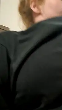 Snapshot of BossChick1625 chatting on 28, 10, 2025 BossChick1625 online show from 28, 10, 2025