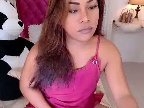 Snapshot of DreamLADYBOY chatting on 14, 10, 2025 DreamLADYBOY online show from 14, 10, 2025