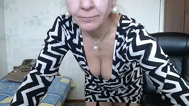 Snapshot of MilayaDFlow chatting on 15, 2, 2025 MilayaDFlow online show from 15, 2, 2025