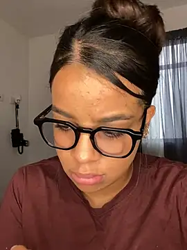 trianawhite online show from 10, 12, 2024